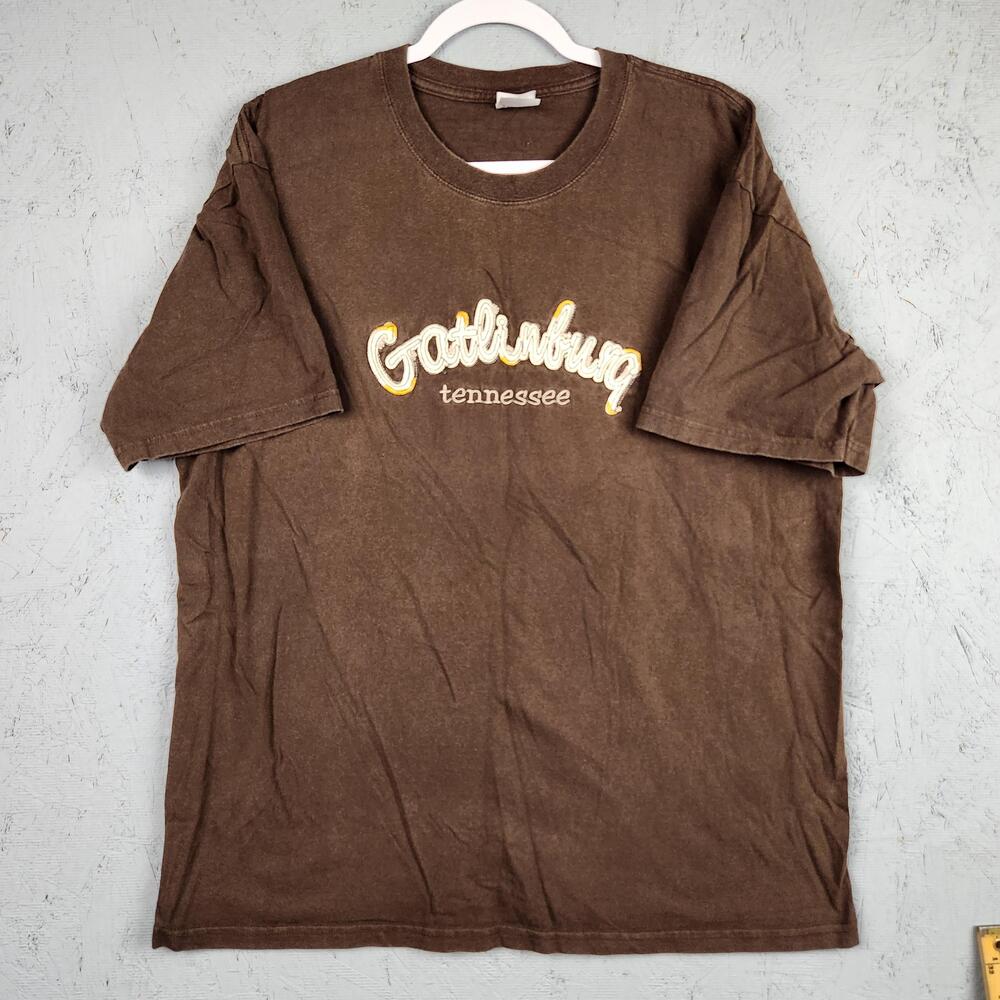 Vintage Gatlinburg Tennessee Shirt Mens XL Brown Embroidered Applique Souvenir